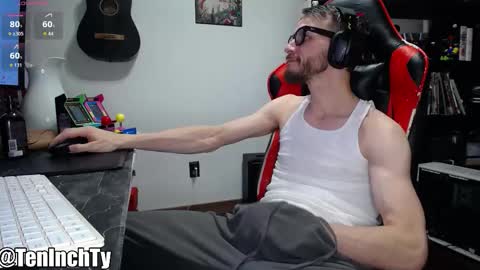 Snapshot of teninchty chatting on 02.25.26 Ty online show from 02.25.26