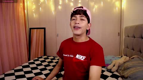 teo brown Independent model online show from 12.12.24