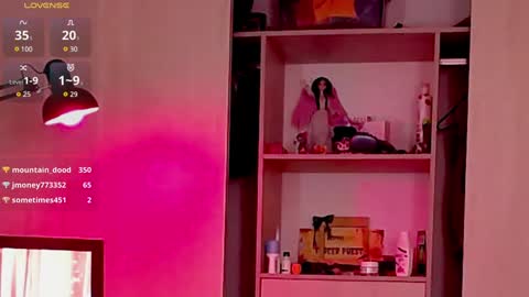 teo brown Independent model online show from 01.09.25