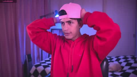 teo brown Independent model online show from 01.31.25