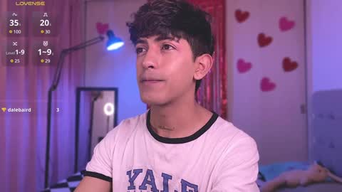 teo brown Independent model online show from 02.06.25