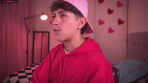 teo brown Independent model online show from 03.04.25