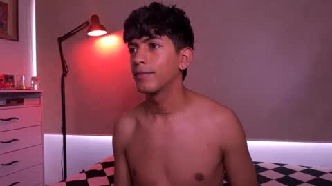 teo brown Independent model online show from 10.13.25