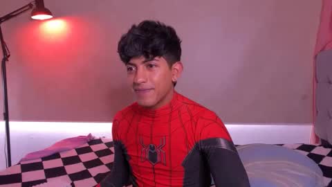 teo brown Independent model online show from 10.14.25