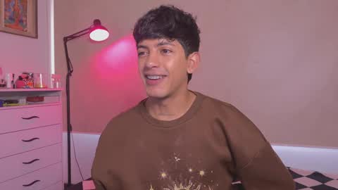 teo brown Independent model online show from 10.24.25