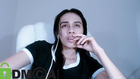 Lisa online show from 01.21.25