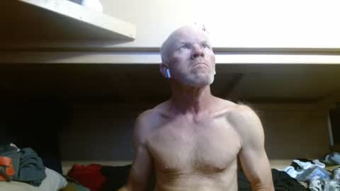 Snapshot of terdy2366 chatting on 09.10.25 terdy2366 online show from 09.10.25
