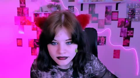 Snapshot of teresa_shy chatting on 05.15.26 your love online show from 05.15.26