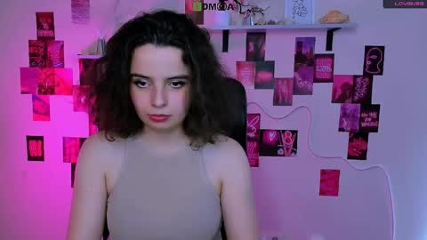 Snapshot of teresa_shy chatting on 05.17.26 your love online show from 05.17.26