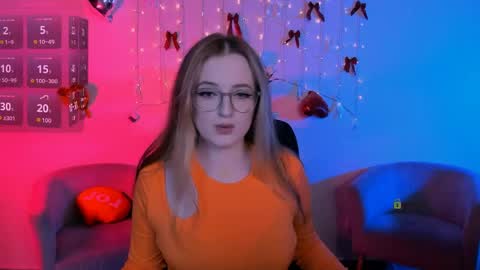 Snapshot of teresa_shy chatting on 05.20.26 your love online show from 05.20.26
