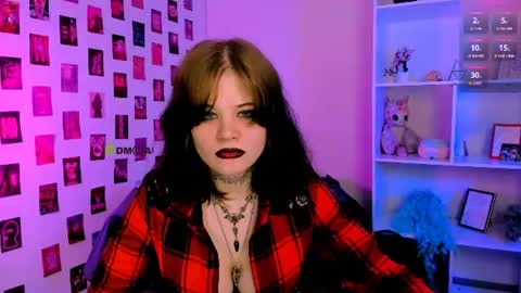 Snapshot of teresa_shy chatting on 06.28.26 your love online show from 06.28.26
