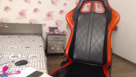 teressa_lovee online show from 04.15.26