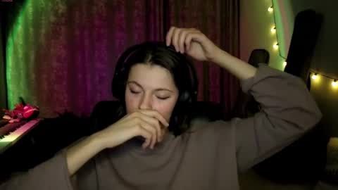 Anny Simpson online show from 03.23.26