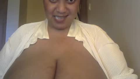 Snapshot of terrylissa chatting on 02.21.25 terry online show from 02.21.25