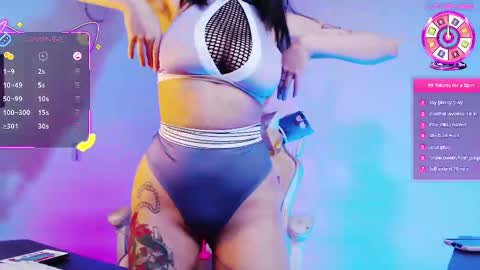 Snapshot of tessa_____ chatting on 10.20.25 Tessa online show from 10.20.25