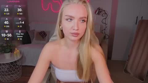 TessaHamilton online show from 02.24.26