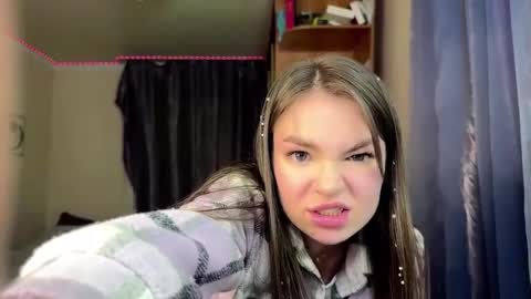 Snapshot of tessanienaber chatting on 03.04.26 Tessa online show from 03.04.26