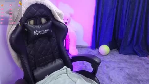 Tessy online show from 01.22.25