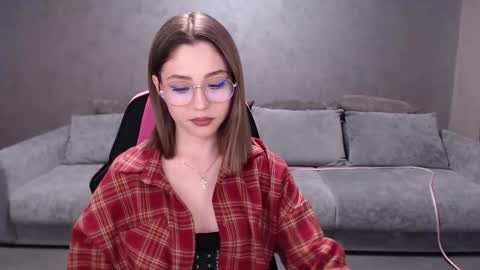 Tessa online show from 12.04.25