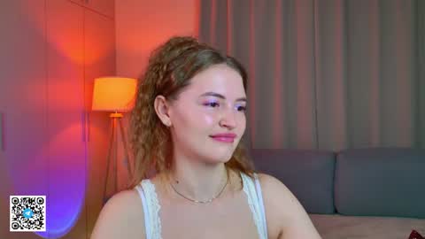 Snapshot of tesssahart chatting on 06.22.26 TessaHart online show from 06.22.26