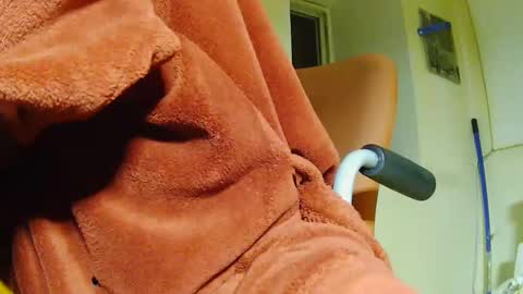 Snapshot of tetuo2 chatting on 03.08.25 tetuo2 online show from 03.08.25