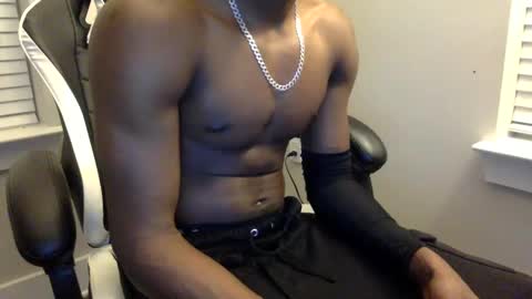 Snapshot of tevvdaren chatting on 11.10.25 tevvdaren online show from 11.10.25