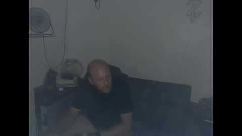 Snapshot of teyiamarie chatting on 09.13.25 ThicThighsBlueEyes online show from 09.13.25