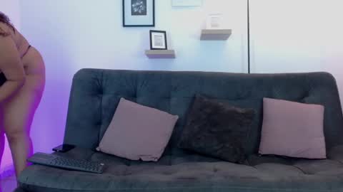 Snapshot of teylor_22cm chatting on 12.01.24 teylor_22cm online show from 12.01.24