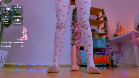 Teylor Fly online show from 04.10.26