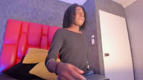 teylor_lovee online show from 12.23.25