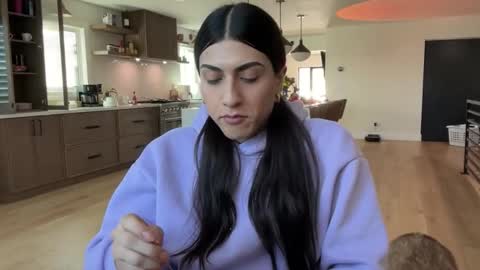 babygirlmami online show from 01.16.26