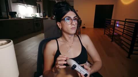 babygirlmami online show from 02.13.26