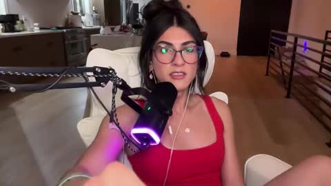 babygirlmami online show from 05.12.26