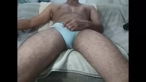 Snapshot of thales_puto chatting on 05.08.26 Thales online show from 05.08.26