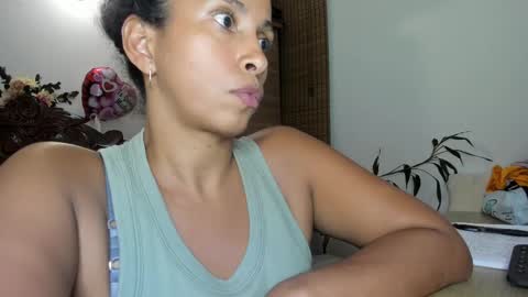 Thalia Gomex online show from 03.05.25