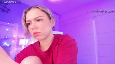 Thalia21 online show from 12.22.24