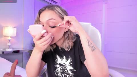 Thalia21 online show from 02.02.25