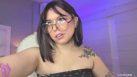 Thalia21 online show from 09.17.25