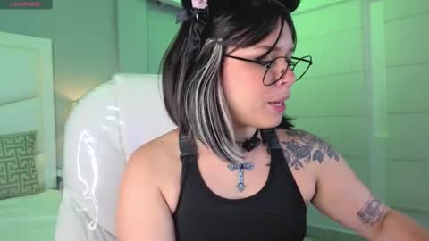 Thalia21 online show from 10.02.25