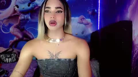 Snapshot of thalia_gil21 chatting on 02.18.25 Thalia Girl online show from 02.18.25