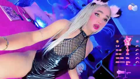 Snapshot of thalia_gil21 chatting on 09.09.25 Thalia Girl online show from 09.09.25