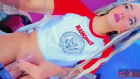 Thalia Girl online show from 04.09.26