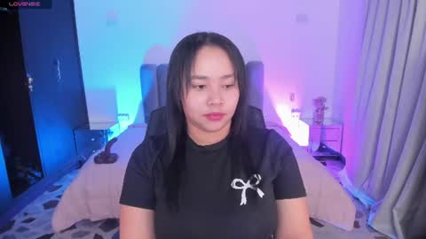 Snapshot of thaliabrooks_ chatting on 06.18.26 Thalia online show from 06.18.26