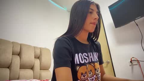 thaliana_rossi online show from 02.05.25