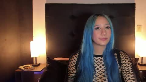 Thamy online show from 10.31.25