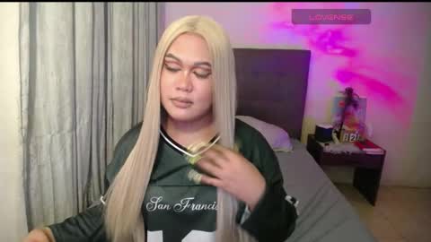 Snapshot of thatgirloctavia chatting on 02.22.25 NOEY online show from 02.22.25