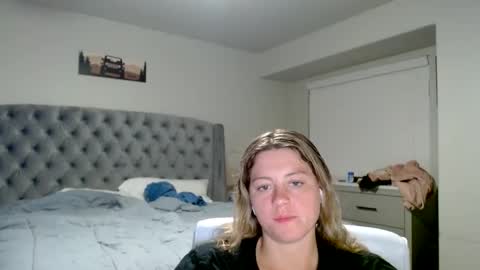 thatprettyblondegirl online show from 02.20.25