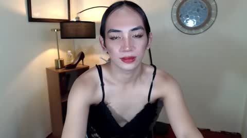 Snapshot of thatslut_deia chatting on 09.13.25 thatslut_deia online show from 09.13.25