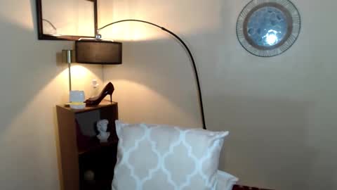 Snapshot of thatslut_deia chatting on 10.05.25 thatslut_deia online show from 10.05.25