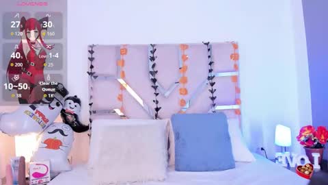 Thayler  online show from 10.05.25